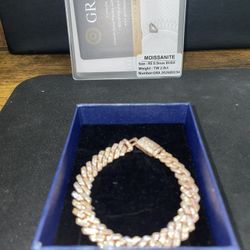 2.8 ct moissanite Rose gold bracelet