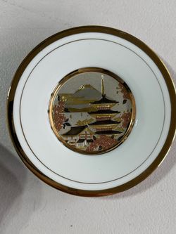 EU Vintage Condition Collectible Plates