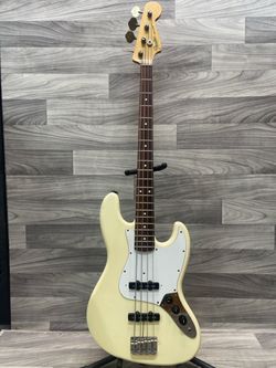 Fender Jazz Bass Japan 4-STRING Electric Bass Guitar (A1D023046)