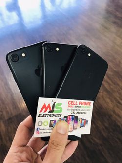 IPHONE 7 32GB UNLOCKED