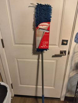 Dust mop