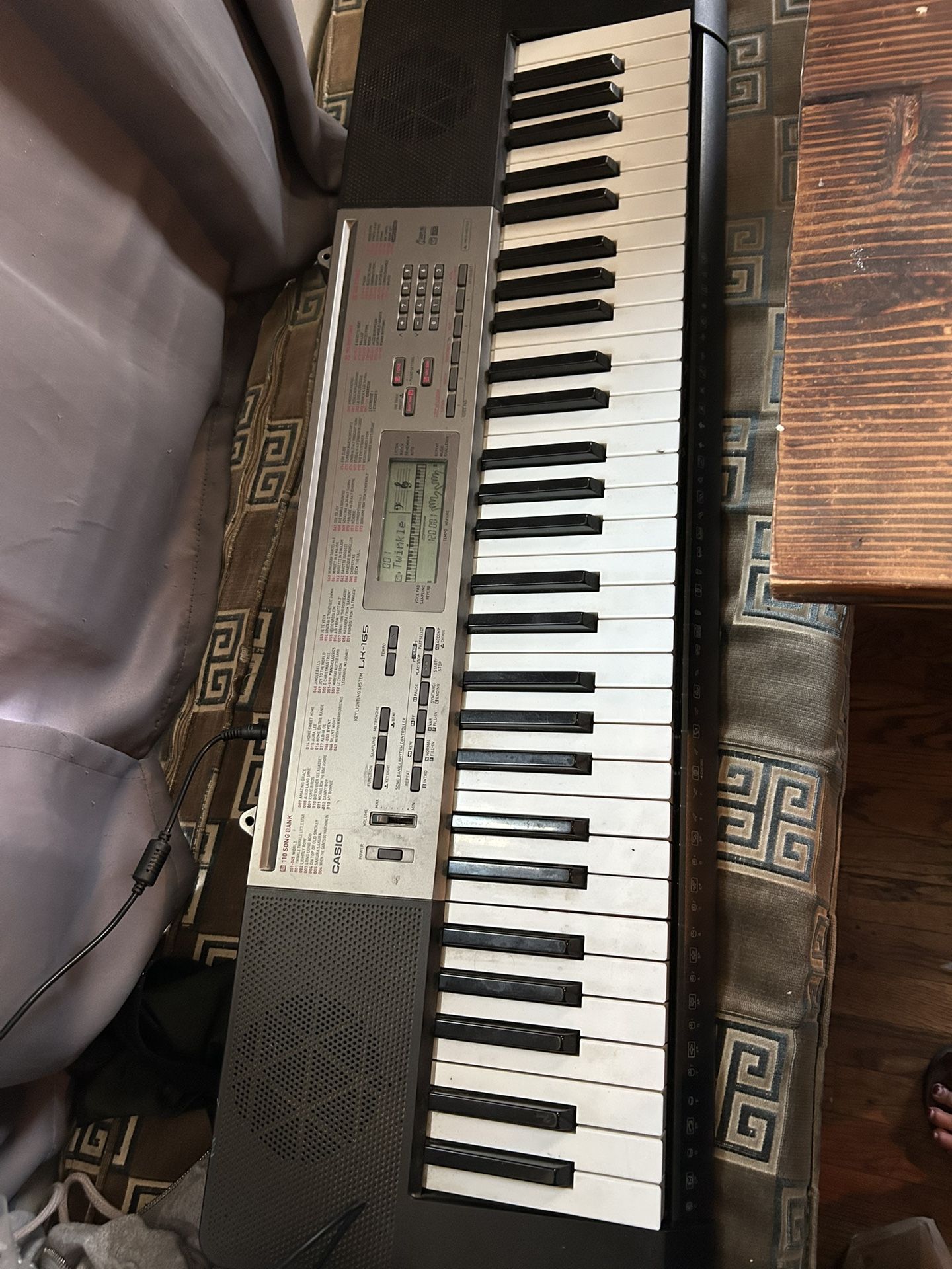 Casio LK-165