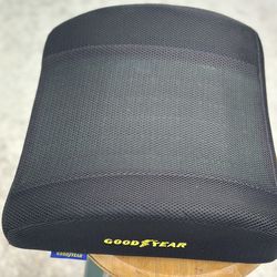 Lumbar cooling pad