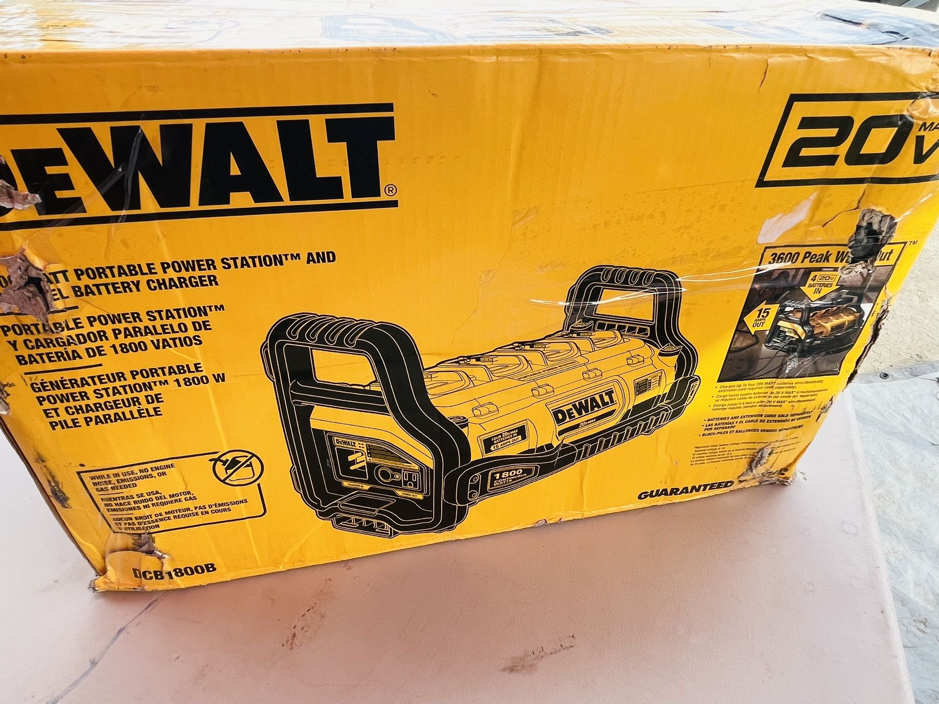 DEWALT 1800 Watt Portable Power Station and 20V/60V MAX Lithium-Ion Battery Charger