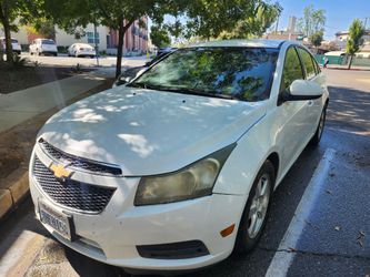 2011 Chevy Cruze v4 turbo (LEER DESCRIPCIÓN)