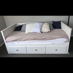IKEA Day Bed 