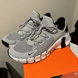 Nike Free Metcon 4 Size 9.5