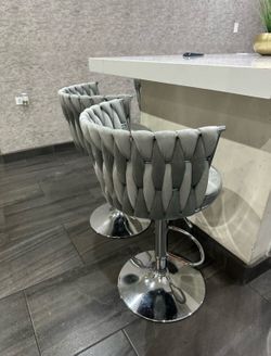 Set 2 bar stools (Nuevo en Su caja)
