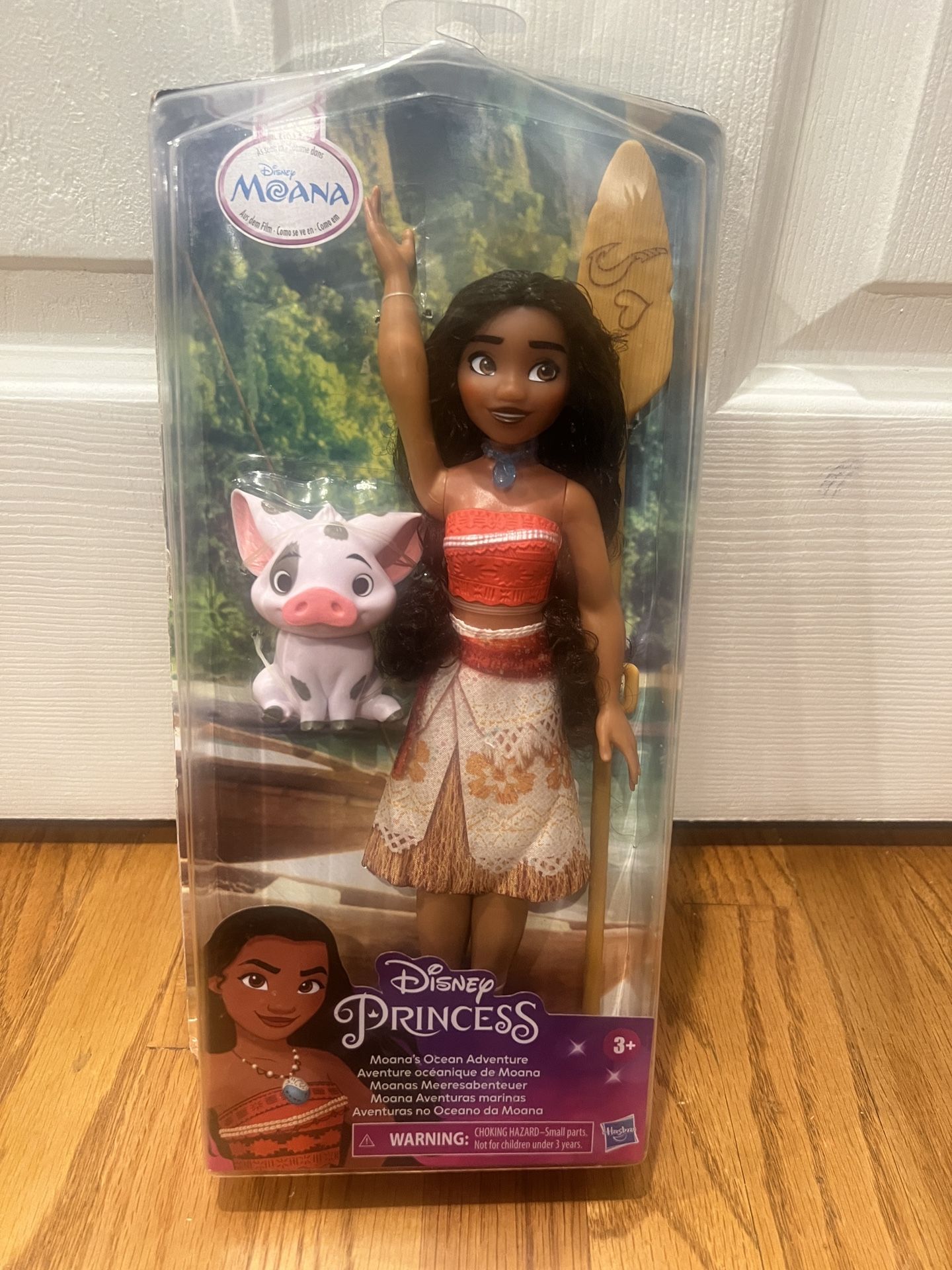 Brand new Disney princess Moana and pua Barbie doll