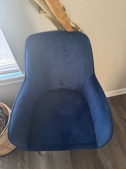 Accent Chairs