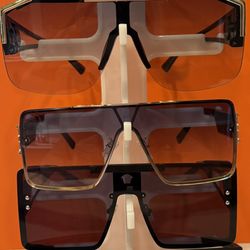 Sunglasses With Stand… $40