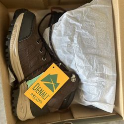 boys hiking boots 