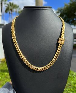 Jewelry 10k solid Yellow Gold brand New Cuban link 22” Chain necklace 98.10 grams 8.20mm