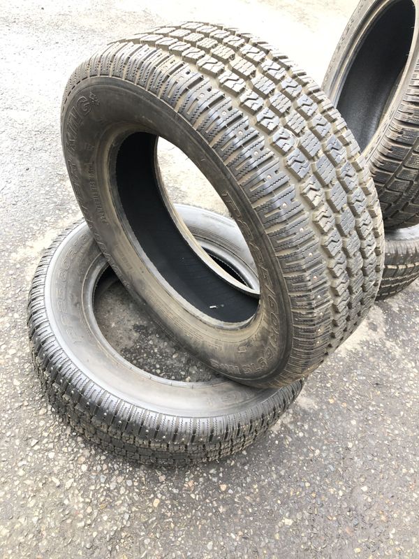 2 snow tires sizes 225/60R16 Winter King excellent conditions. for Sale