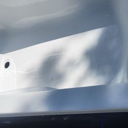Big Bath Tub  5ft LG And 3 Ft Deep