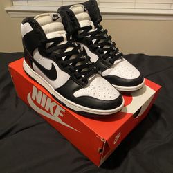 Nike Dunk High Panda