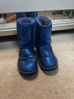 Dark Blue Sequin UGG Boots Women’s Size 8