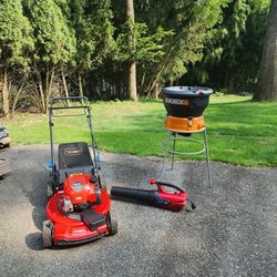 Toro Recycler - Corded Leaf Blower - Worx Mulcher 