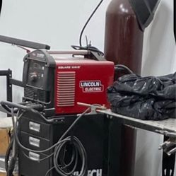 Lincoln Square Wave Welder Tig/stick