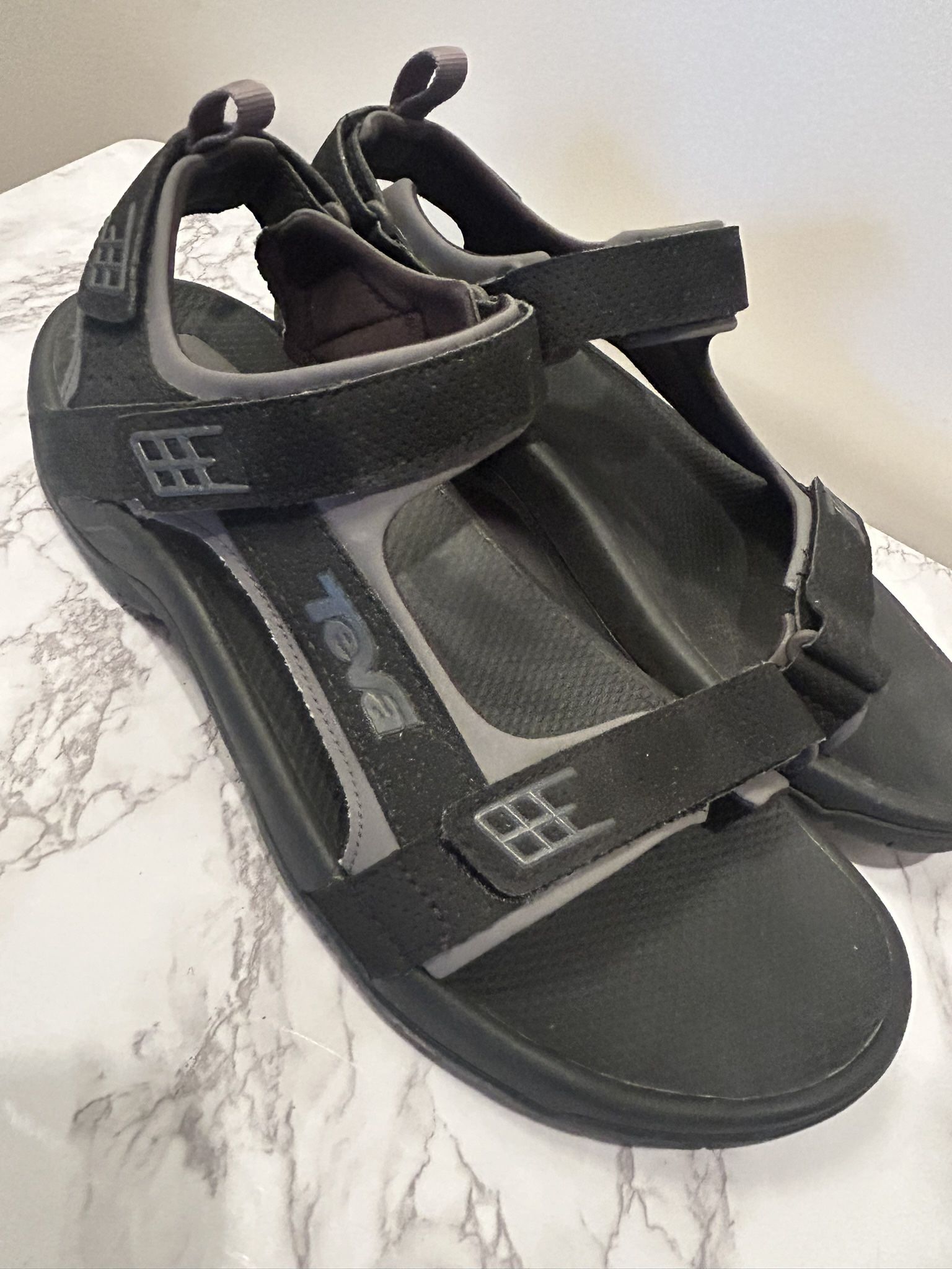 Teva Men’s Sandal Size 11