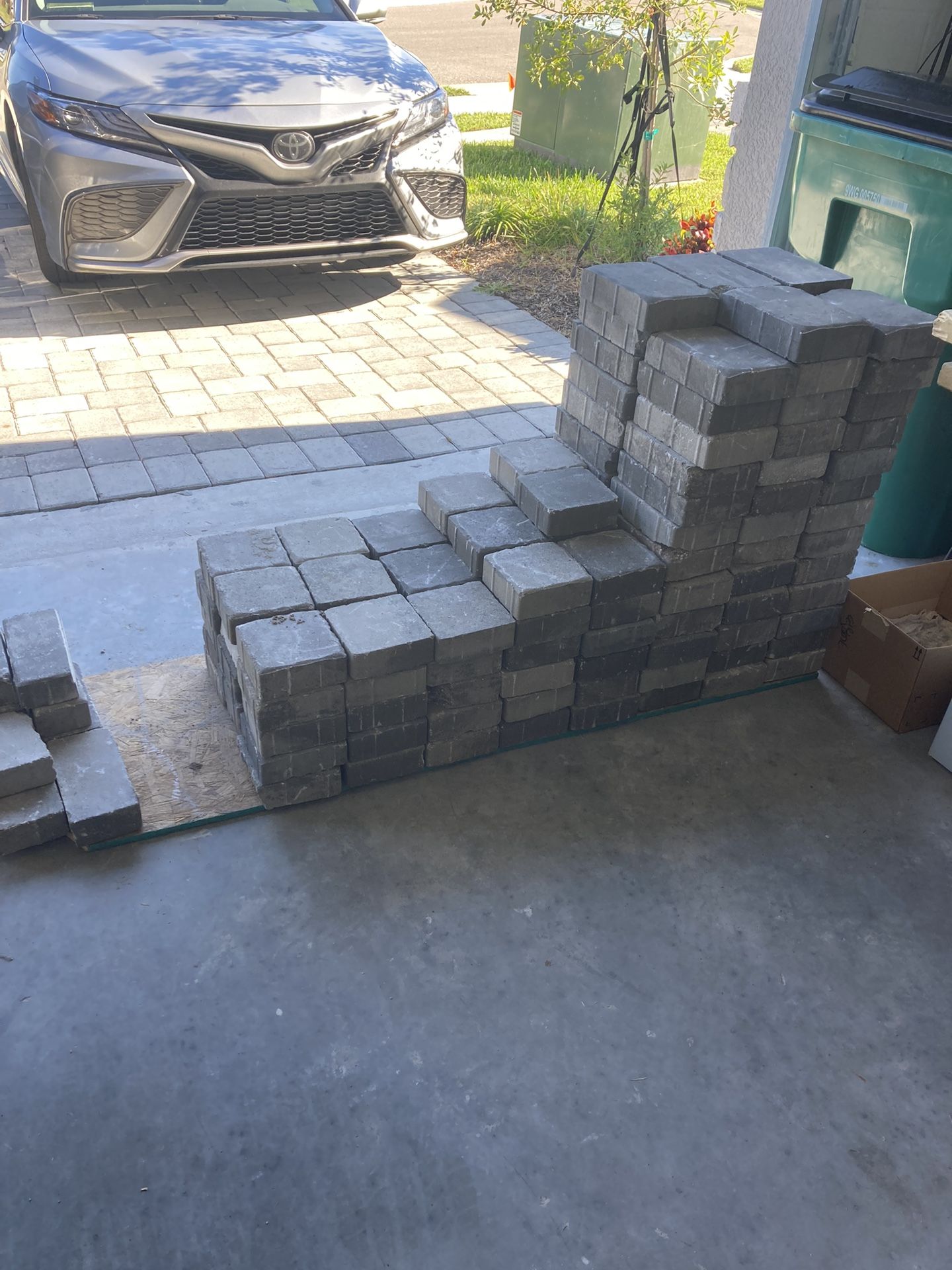 165 Brick Pavers
