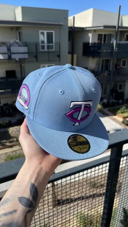 Minnesota Twins 60TH Seasons "CONCORD GRAPE" Sky Blue Sparkling Grape UV