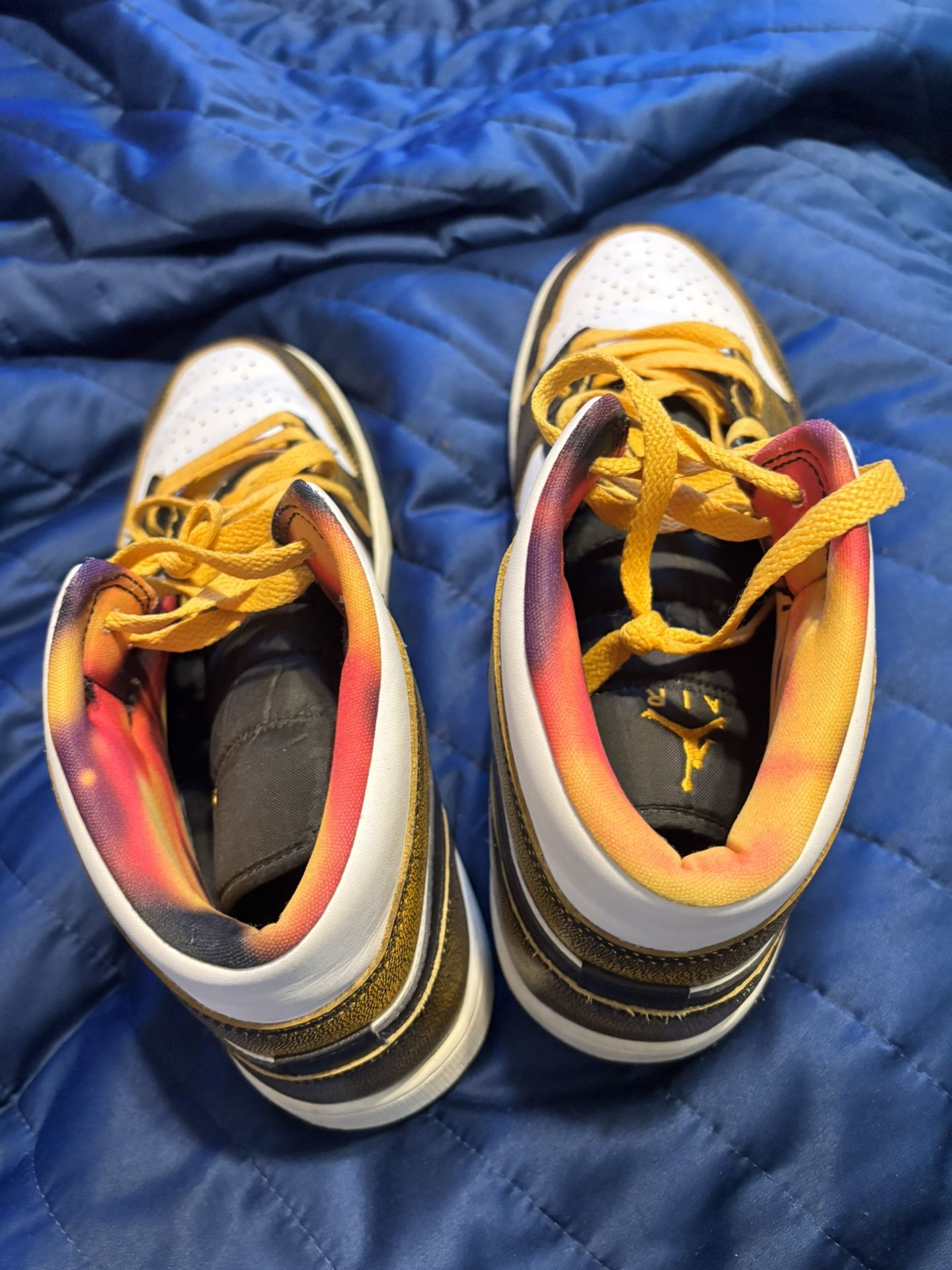 Jordan 1 Mid Size 13