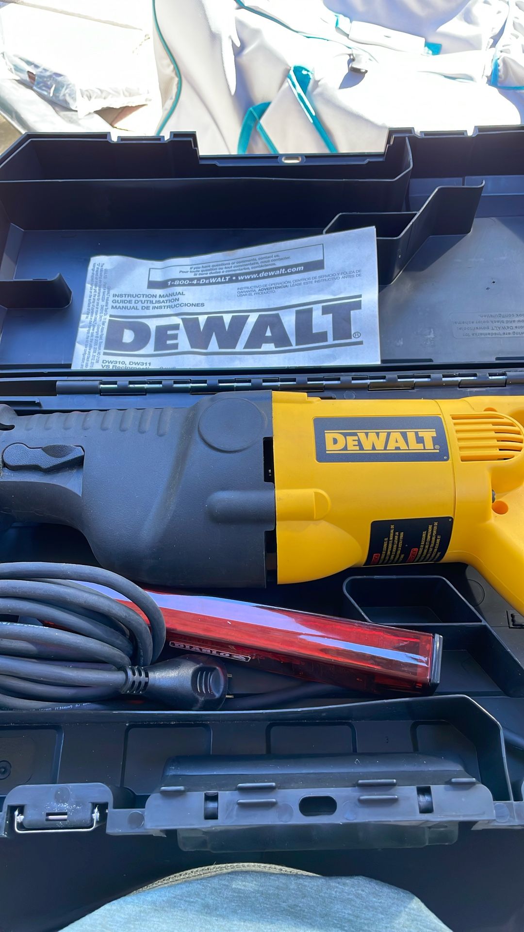 DeWalt Saw