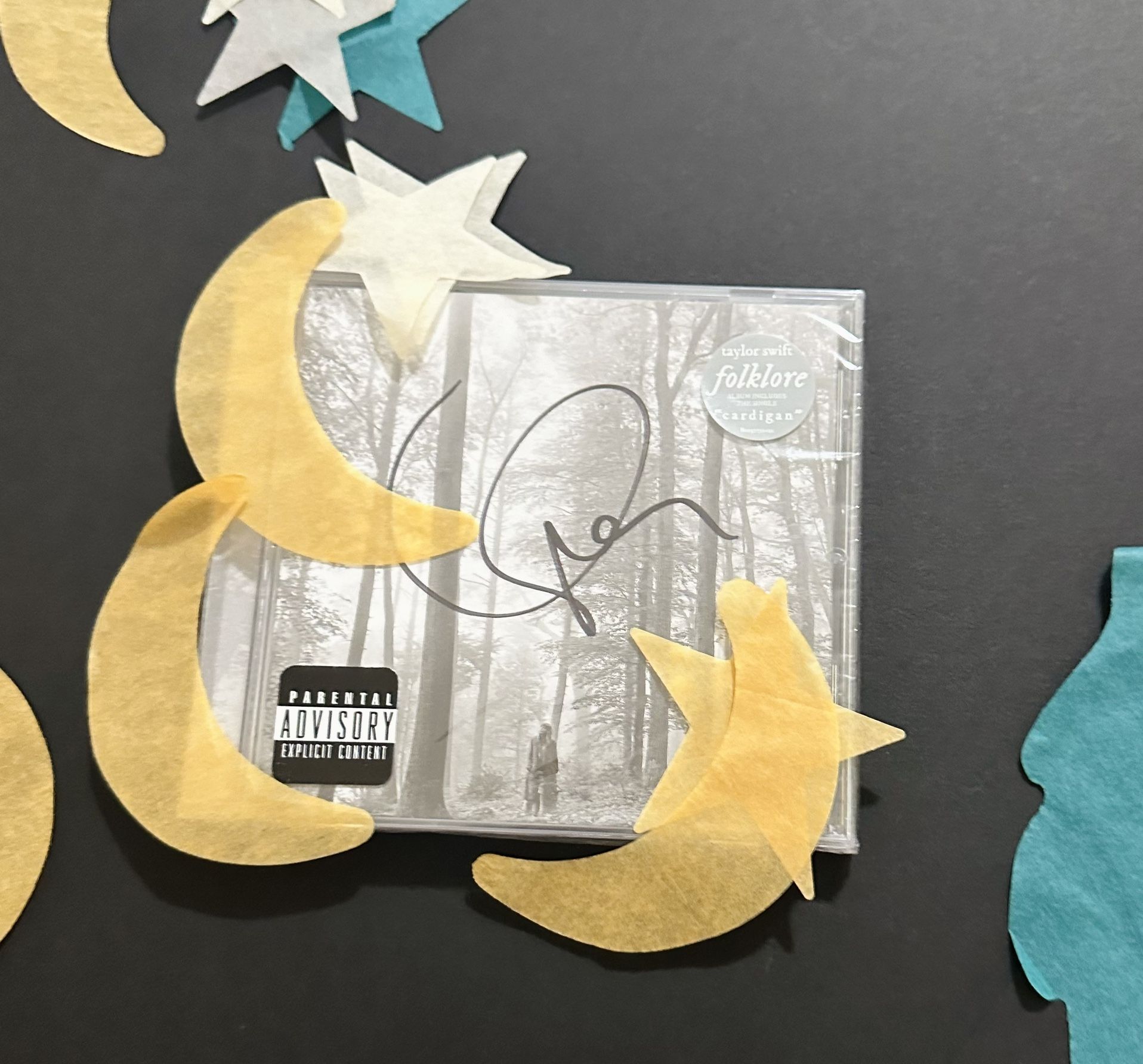 Folklore signed Taylor Swift CD + Folklore Confetti