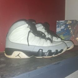 Nike Air Jordan 9 Retro "Barons" sneaker Size 8
