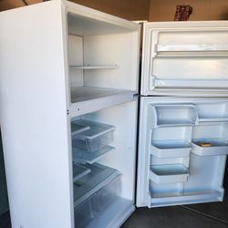 Good Clean REFRIGERATOR