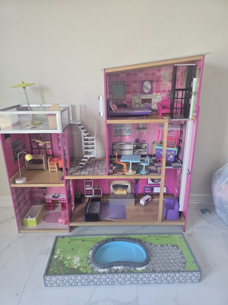 Casita De Muñecas Sin Detalles