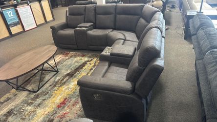 💞OM 💞  Brand New Living Room Reclining Sectional
