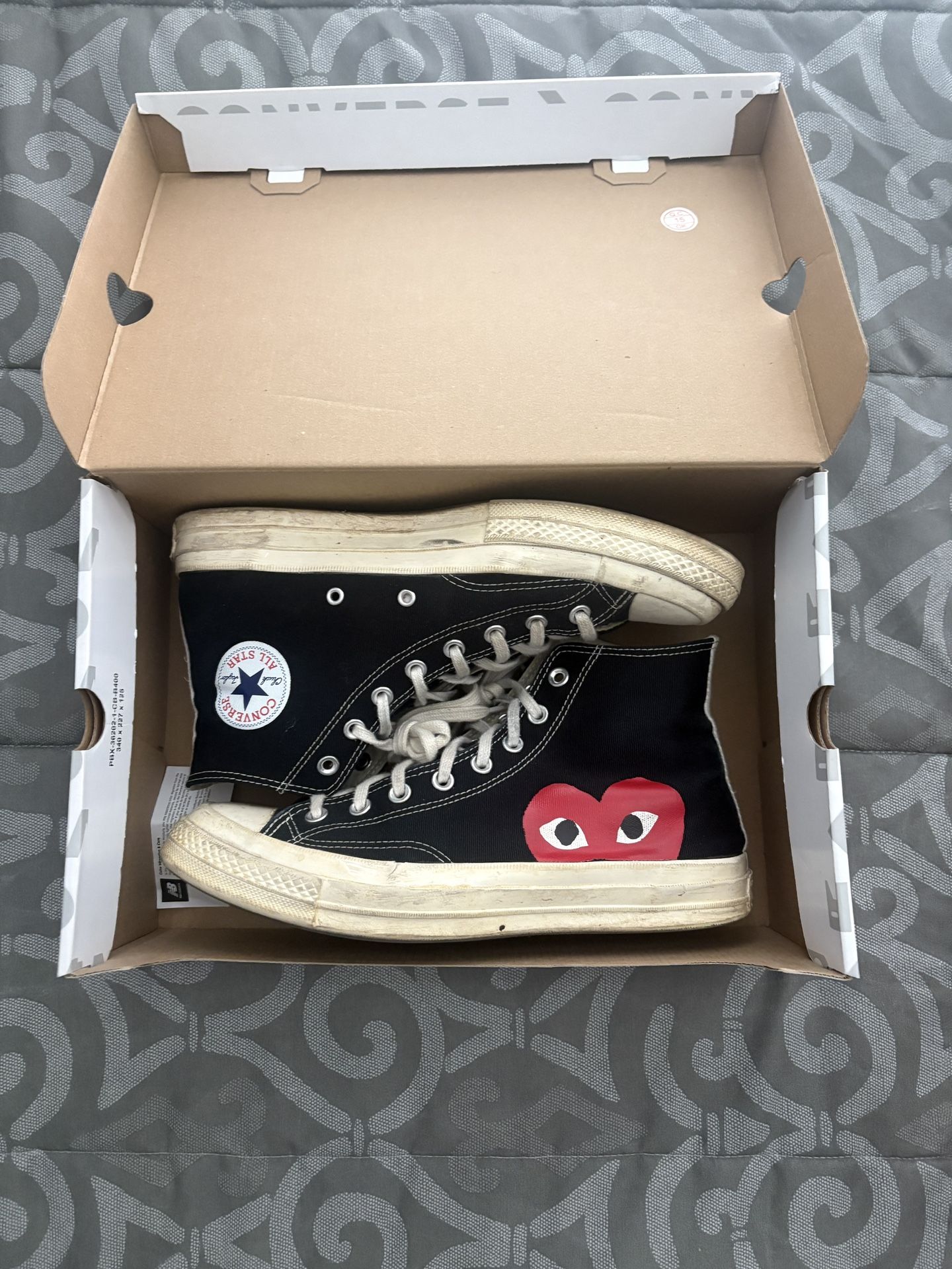 CDG Converse (size 10)
