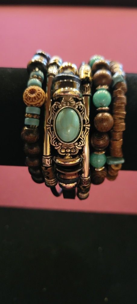 4pcs Vintage Western Style Bracelet Set Turquoise & Wooden Beads