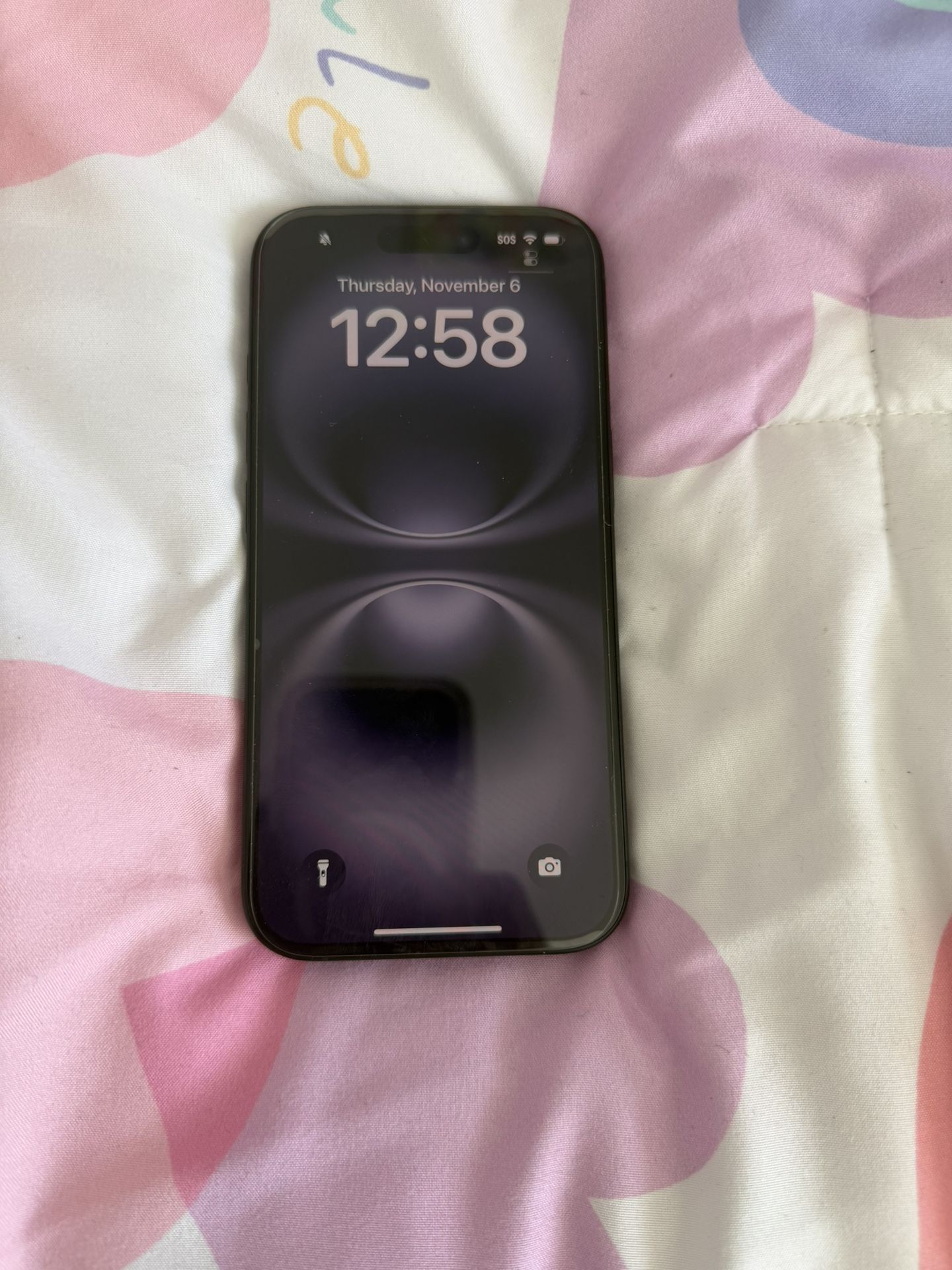 iPhone Regular 16 128gigs (unlocked)