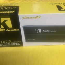 Amplifier 4 Channel 2000 Watts Max Power