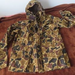 Vintage Woolrich Goretex tan Camo Jacket W/ reverse Vest medium Made in USA