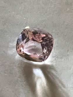 10.3 carats cushion cut Kunzite