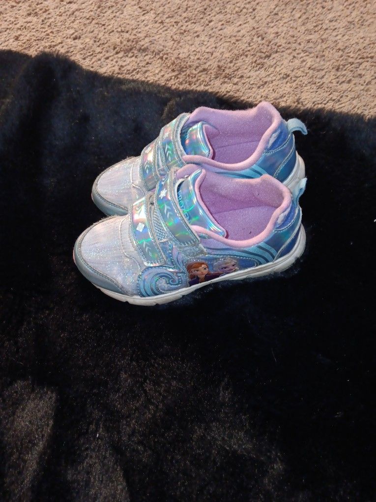 Elsa Frozen Shies For Toddler Good CONDITION Size 12,,Pick Up ONLY...