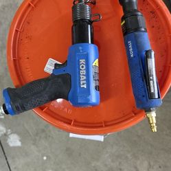 Kobalt air chisle and 3/8 drive runner