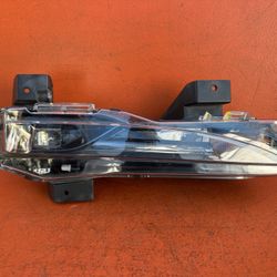 2021 - 2024 Tesla Model X Right Passenger Side Fog Light OEM P1621195-00-C