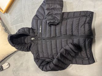 Eddie Bauer kids puff jacket size 7/8