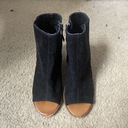 Black Booties