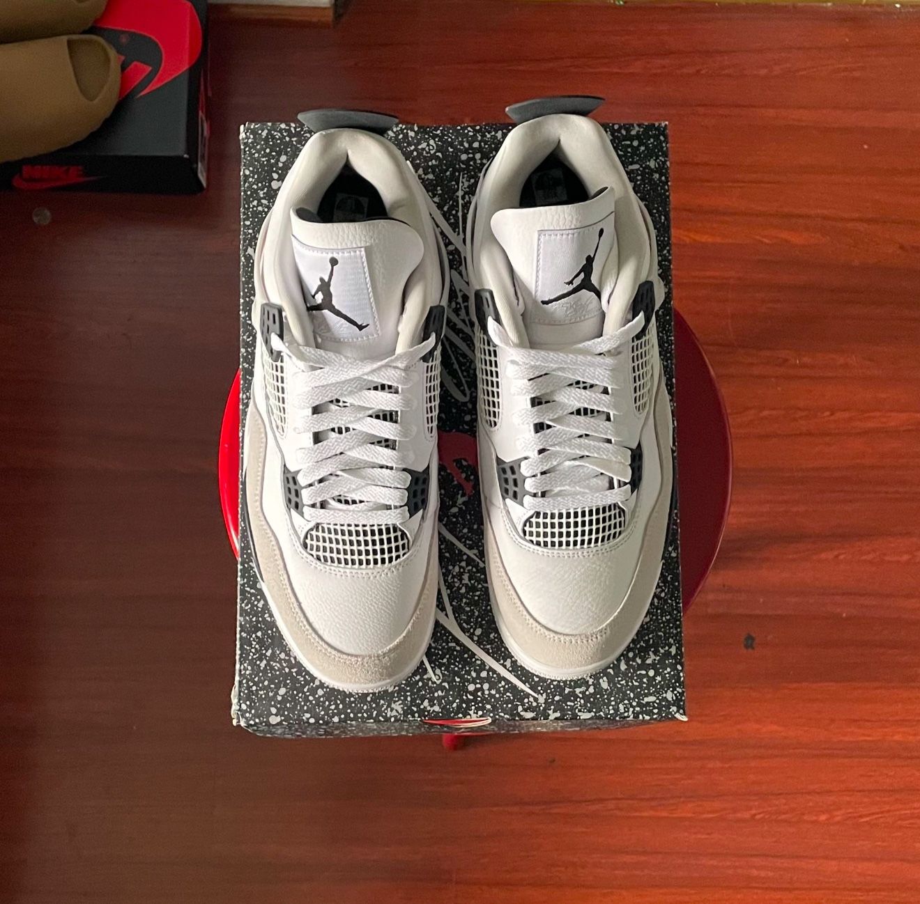 Air Jordan 4 Military Black