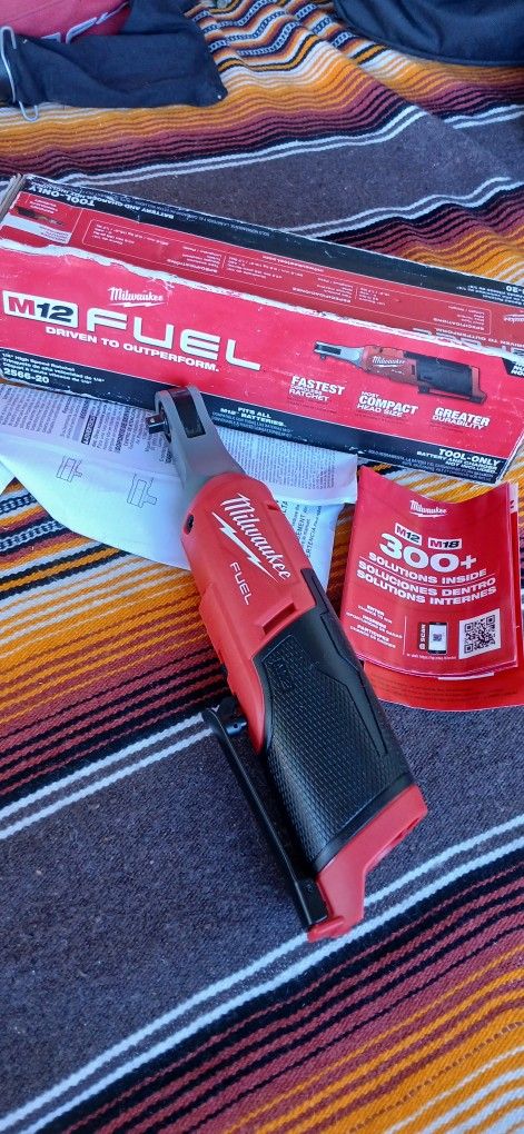 Milwaukee M12 Fuel 1/4 High Speed Ratchet (Tool Only)