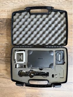 Shure AXR4N Wireless Lavalier System Complete w/ Case – Excellent Condition