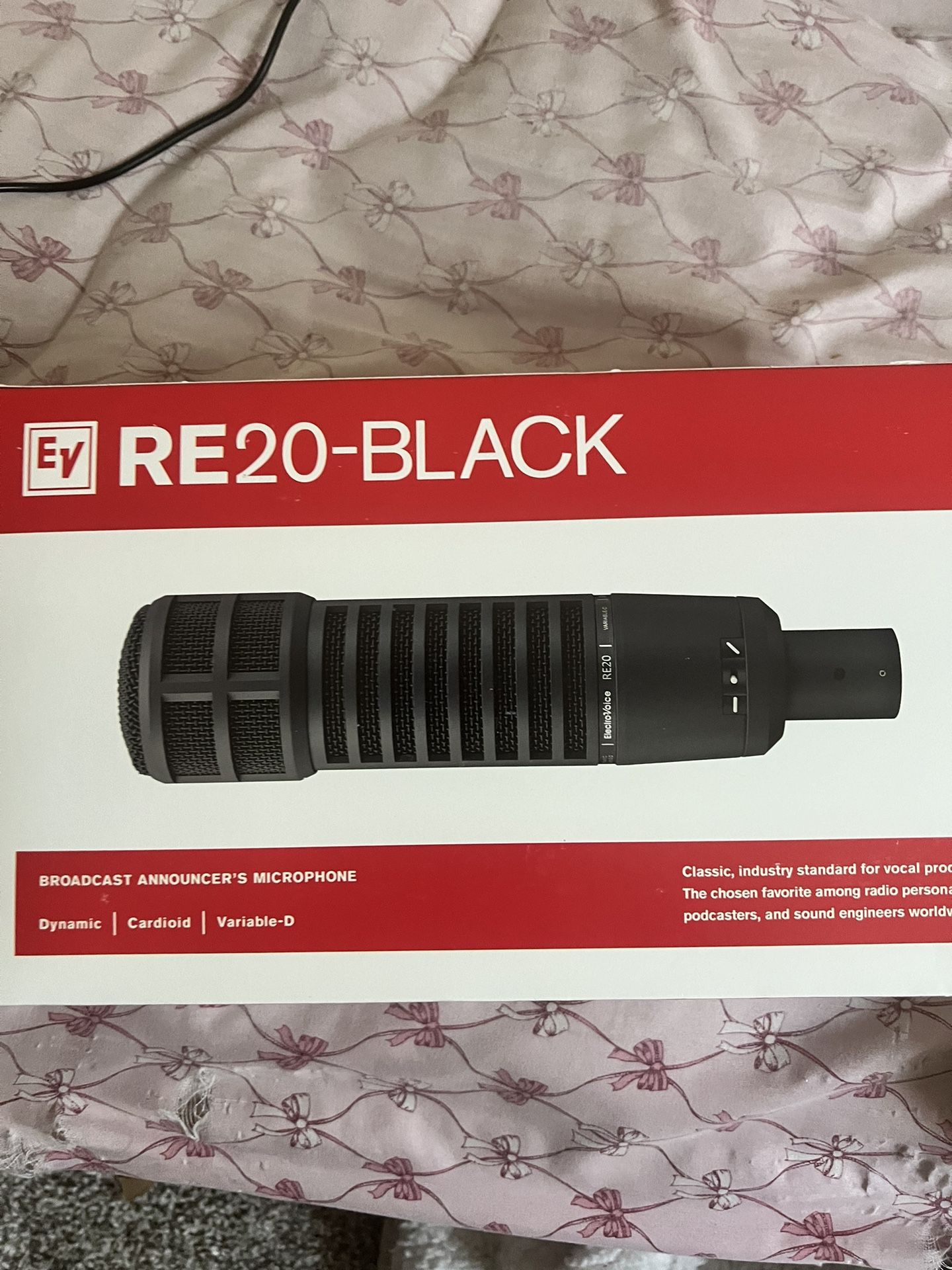 Re20-Black