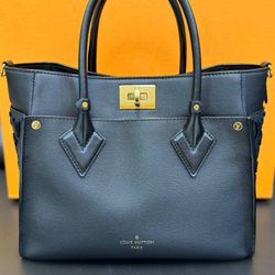 Louis Vuitton On My Side MM M53826 Black Tufted bag