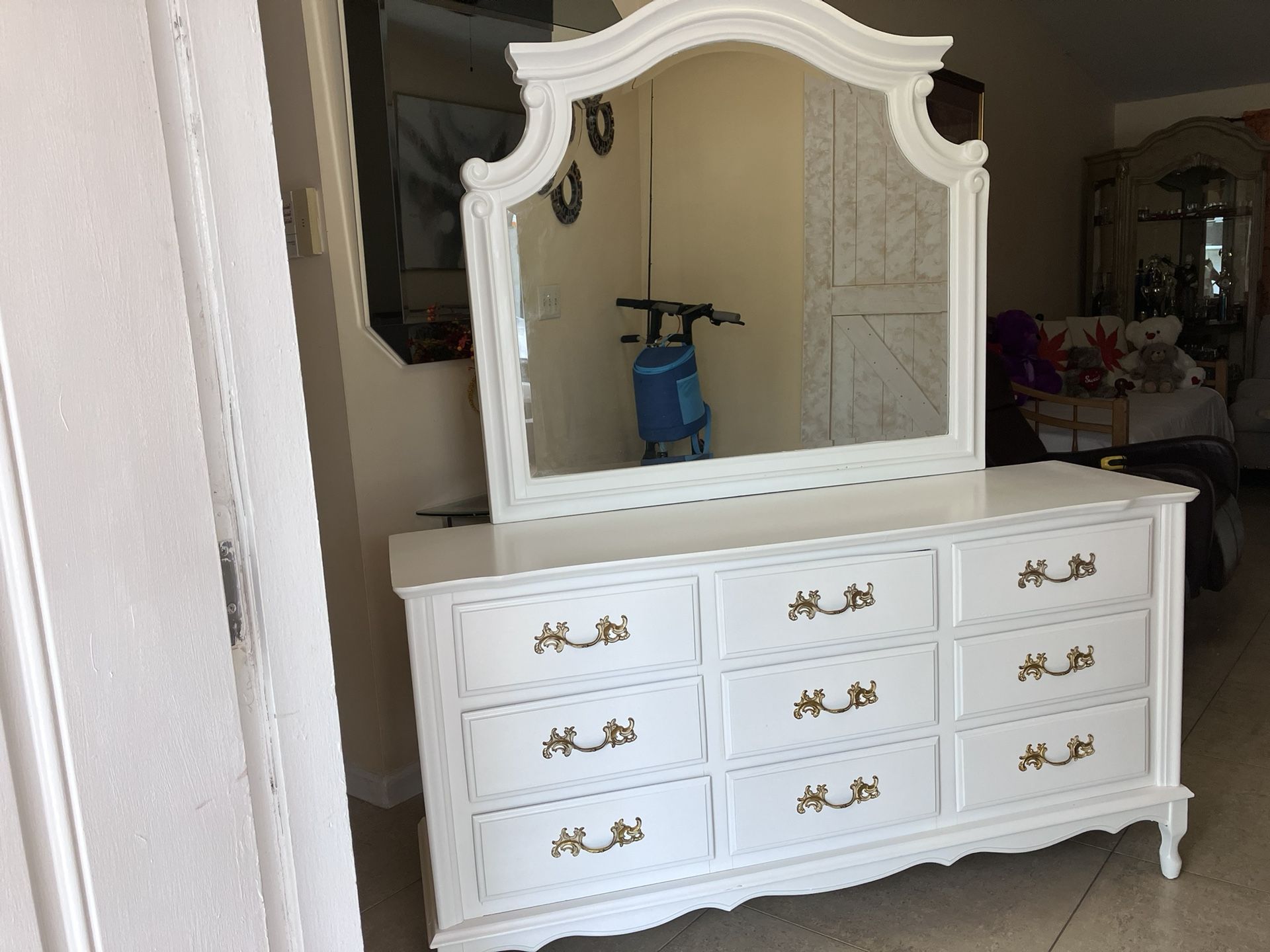 White Wood Dresser With 9 Drawers
